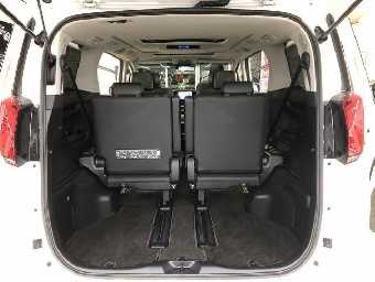 TOYOTA ALPHARD 2020 Image 9
