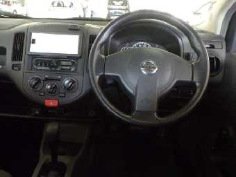 NISSAN A.D S/V 2016 Image 6