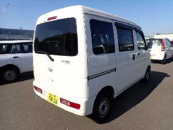 DAIHATSU HIJET CARGO 2015 Image 2