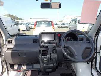 DAIHATSU HIJET CARGO 2015 Image 4