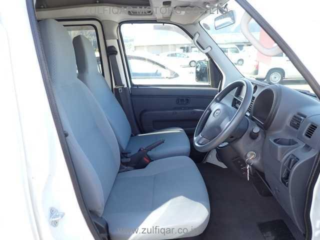 DAIHATSU HIJET CARGO 2015 Image 8