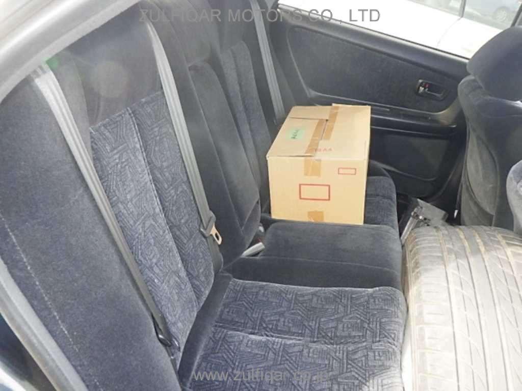 TOYOTA CHASER 2000 Image 10