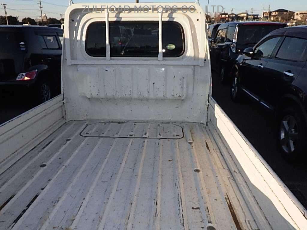 DAIHATSU HIJET TRUCK 2015 Image 10