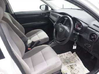 TOYOTA COROLLA AXIO 2016 Image 5