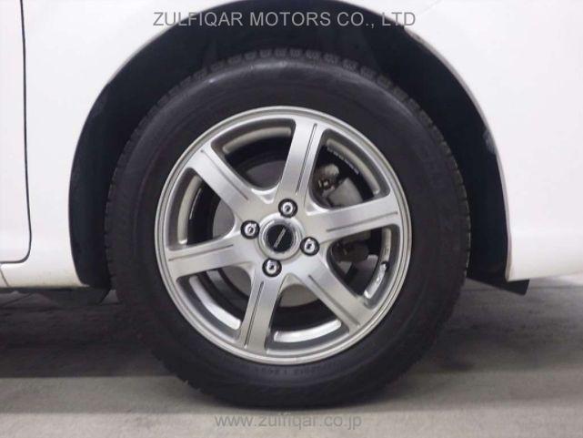 TOYOTA COROLLA AXIO 2016 Image 9