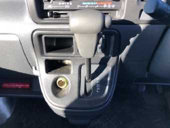 DAIHATSU HIJET CARGO 2016 Image 5