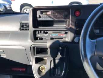 DAIHATSU HIJET CARGO 2016 Image 6