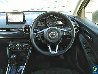MAZDA DEMIO 2016 Image 5