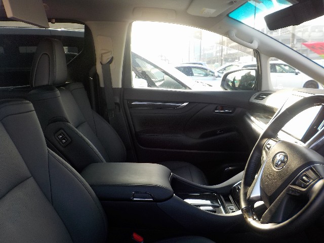 TOYOTA ALPHARD 2020 Image 36