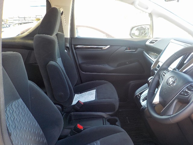 TOYOTA VELLFIRE 2017 Image 19