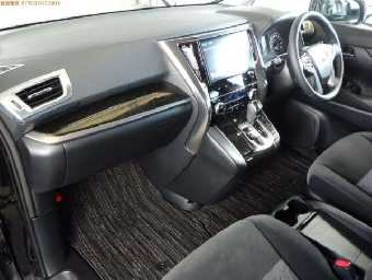 TOYOTA VELLFIRE 2017 Image 7