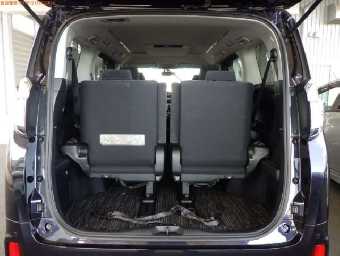 TOYOTA VELLFIRE 2017 Image 9