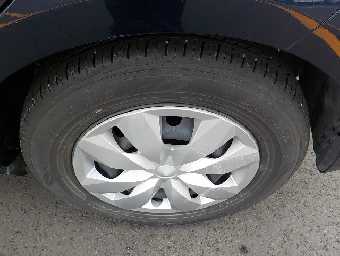 TOYOTA VITZ 2017 Image 15