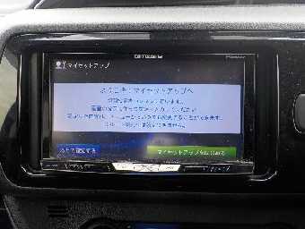 TOYOTA VITZ 2017 Image 9