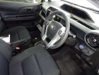 TOYOTA AQUA 2015 Image 5