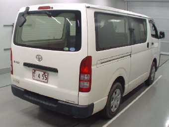 TOYOTA HIACE 2015 Image 2