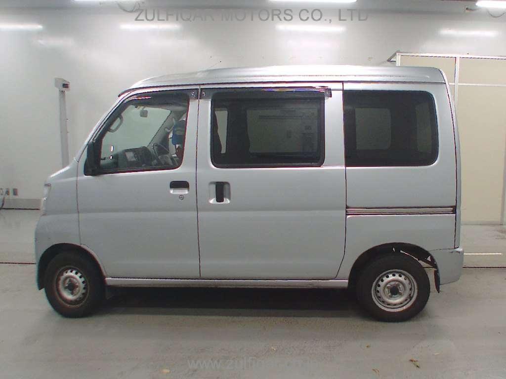 DAIHATSU HIJET CARGO 2016 Image 4