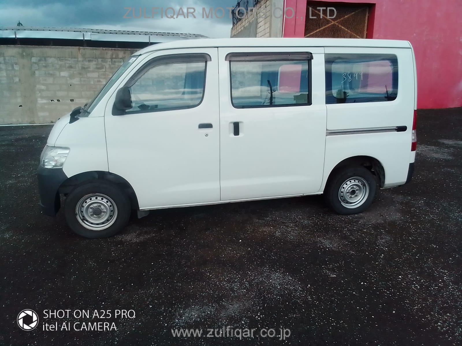 TOYOTA LITEACE 2016 Image 4
