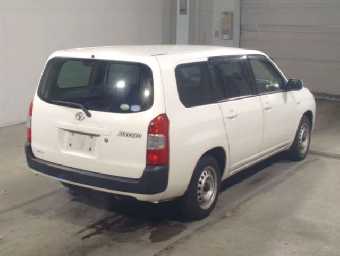 TOYOTA SUCCEED 2017 Image 2