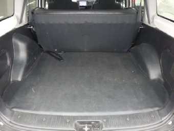 TOYOTA SUCCEED 2017 Image 8