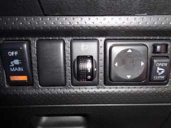 NISSAN A.D S/V 2016 Image 6