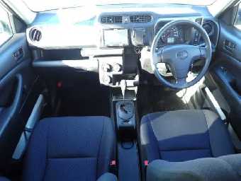 TOYOTA SUCCEED 2016 Image 5