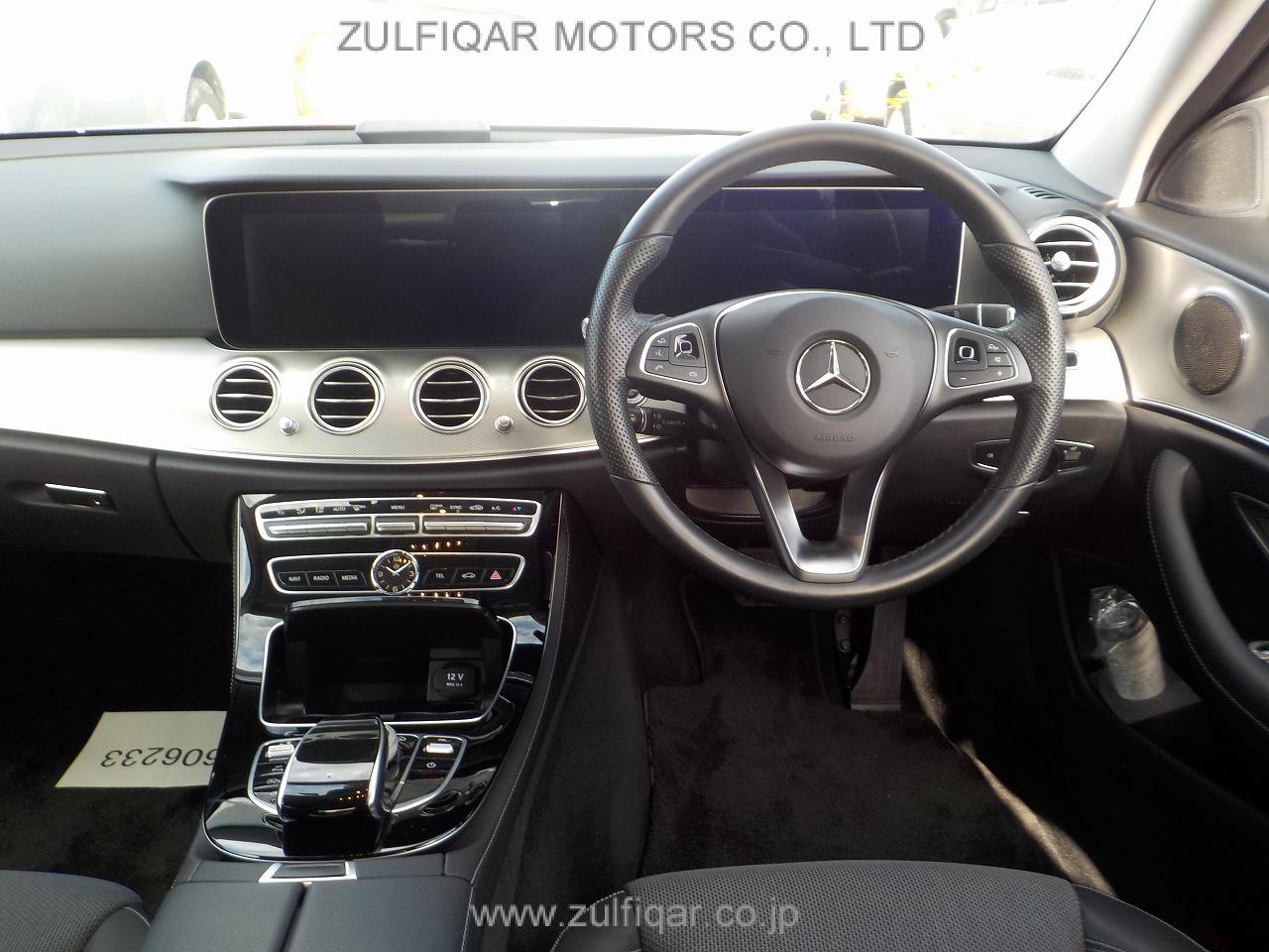 MERCEDES BENZ E CLASS 2017 Image 11