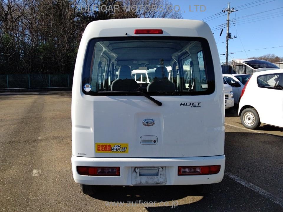 DAIHATSU HIJET CARGO 2015 Image 3