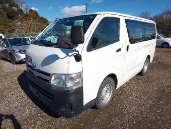 TOYOTA REGIUSACE 2012 Image 1