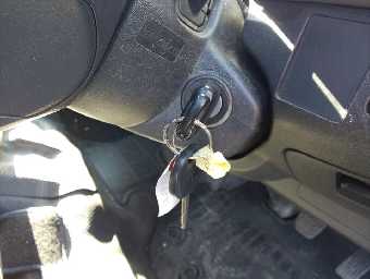 TOYOTA REGIUSACE 2012 Image 13