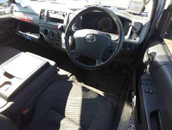 TOYOTA REGIUSACE 2012 Image 8