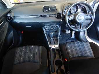 MAZDA DEMIO 2017 Image 3