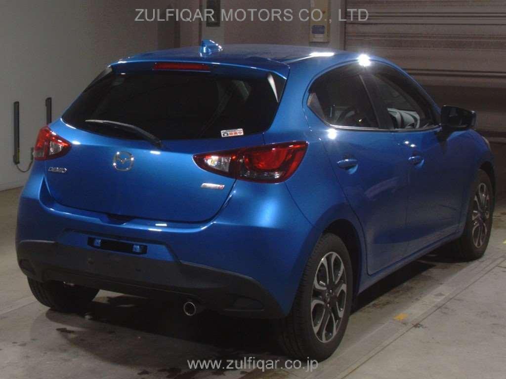 MAZDA DEMIO 2016 Image 2