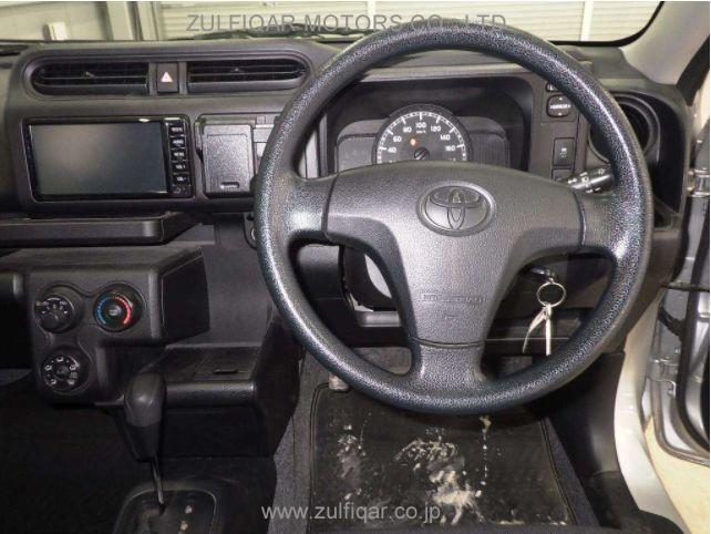 TOYOTA SUCCEED 2017 Image 6