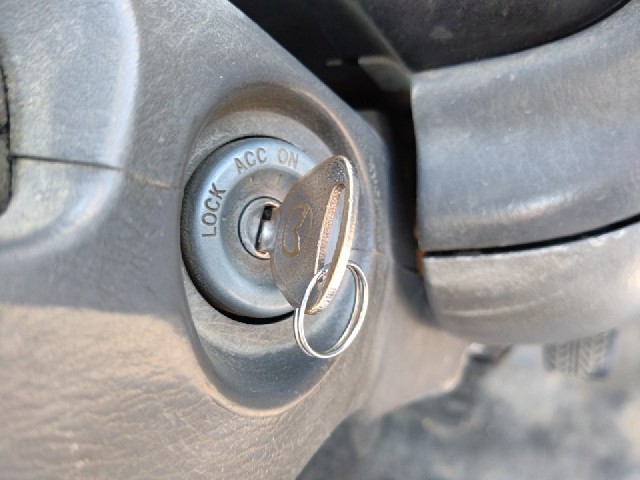 MAZDA BONGO TRUCK 2001 Image 19