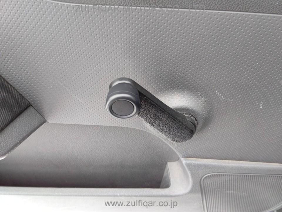 NISSAN A.D S/V 2016 Image 11