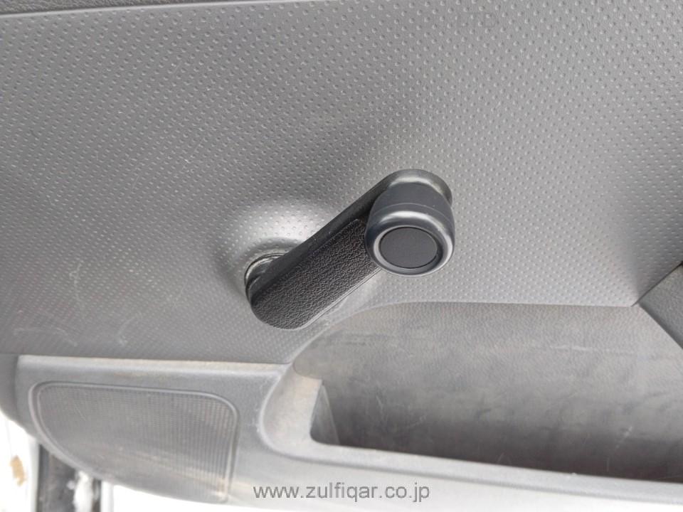 NISSAN A.D S/V 2016 Image 12