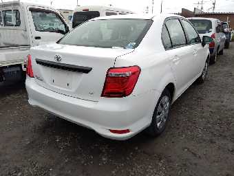 TOYOTA COROLLA AXIO 2016 Image 2