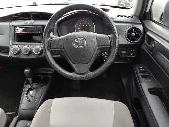 TOYOTA COROLLA AXIO 2016 Image 7