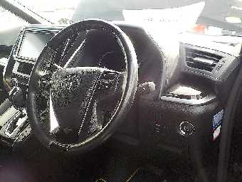 TOYOTA VELLFIRE 2017 Image 7