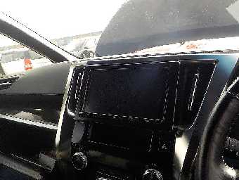 TOYOTA VELLFIRE 2017 Image 8
