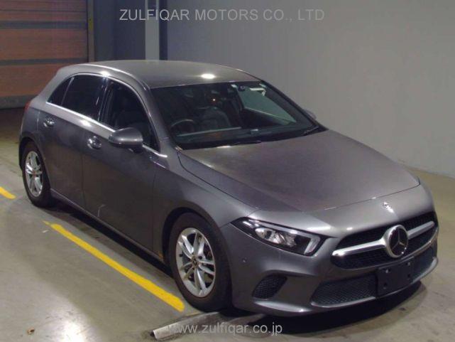 MERCEDES BENZ A CLASS 2018 Image 3