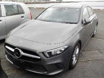 MERCEDES BENZ A CLASS 2018 Image 18