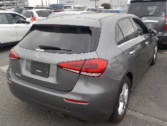 MERCEDES BENZ A CLASS 2018 Image 20