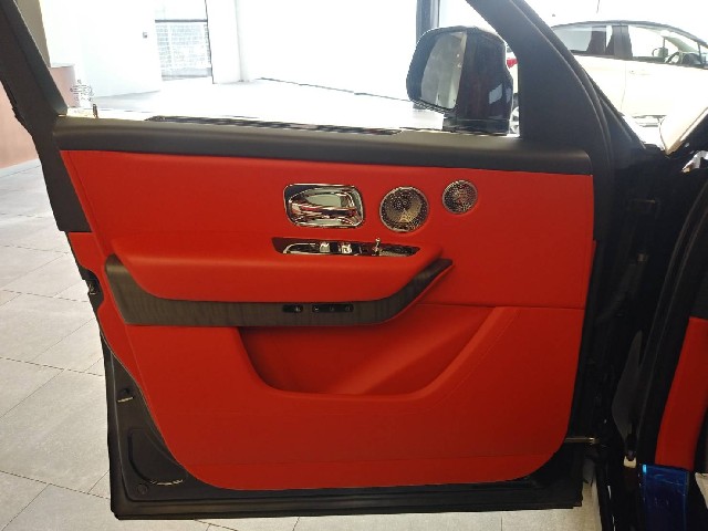 ROLLS ROYCE CULLINAN 2019 Image 22