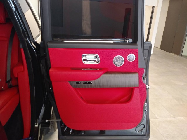 ROLLS ROYCE CULLINAN 2019 Image 23