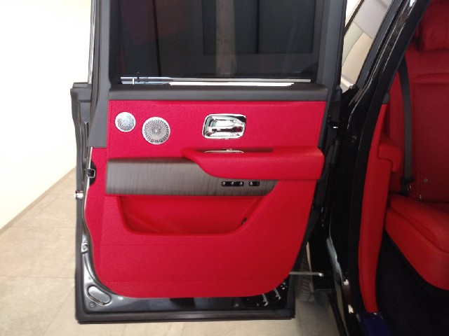 ROLLS ROYCE CULLINAN 2019 Image 28