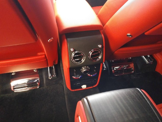 ROLLS ROYCE CULLINAN 2019 Image 31