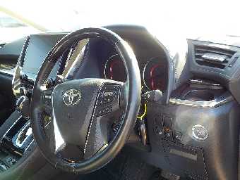 TOYOTA ALPHARD 2020 Image 10