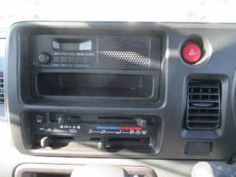 DAIHATSU HIJET CARGO 2016 Image 4